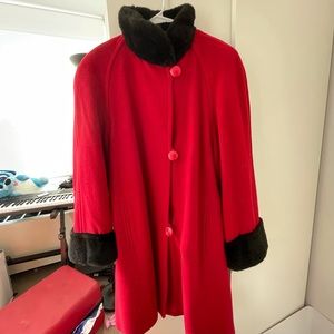 Vintage wool and cashmere red cape coat with black faux fur collar